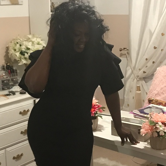 Meet your Posher, Nikeya - Picture 1 of 1